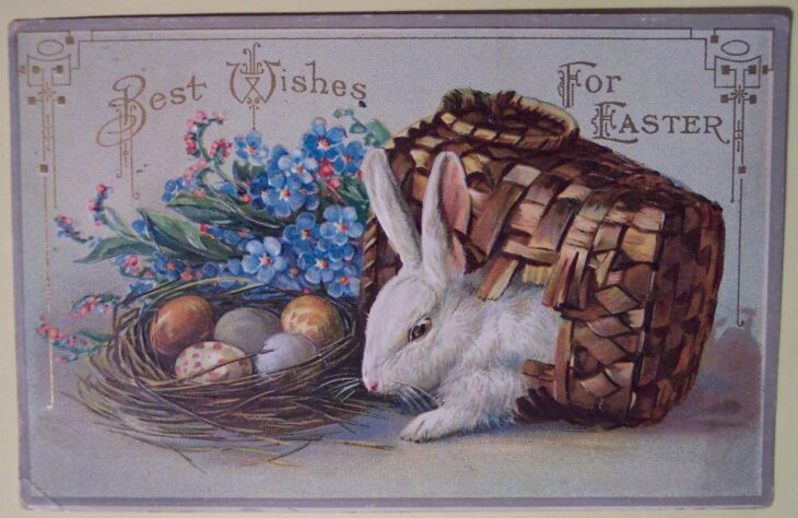 пасхальная открытка с кроликом и яйцами